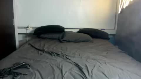 Snapshot of mosh2 chatting on February 2025 11:30:01 PM Kattie Mosh online show from February 2025 11:30:01 PM