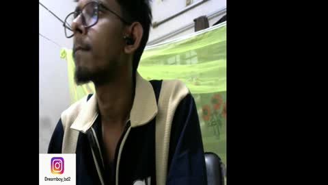 Snapshot of moso999 chatting on December 2025 08:36:02 PM moso999 online show from December 2025 08:36:02 PM