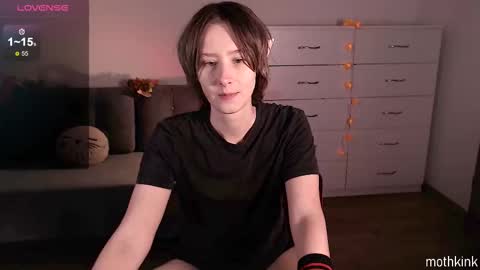 Snapshot of mothkink chatting on October 2025 05:47:01 PM mothkink Moth - online show from October 2025 05:47:01 PM