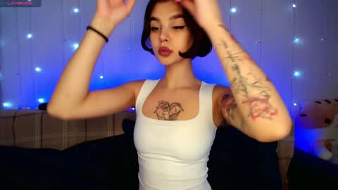 Snapshot of moto_ponchik chatting on January 2025 09:05:01 AM Kris online show from January 2025 09:05:01 AM
