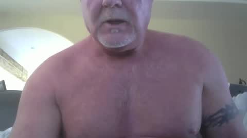 Snapshot of motorguy08 chatting on March 2025 09:27:02 PM motorguy08 online show from March 2025 09:27:02 PM
