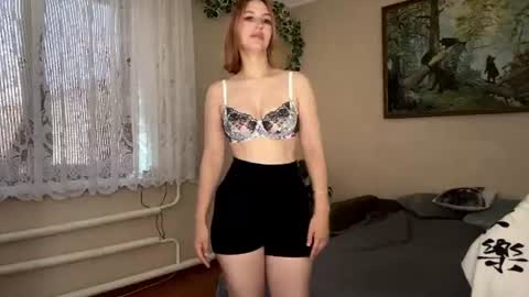 Snapshot of motreal chatting on June 2026 12:53:02 PM Montreal online show from June 2026 12:53:02 PM