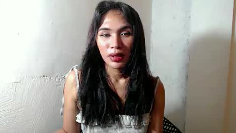 Snapshot of mouiline_rouge69 chatting on March 2026 05:23:01 AM mouiline_rouge69 online show from March 2026 05:23:01 AM