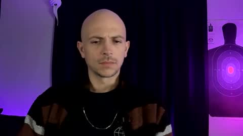 Snapshot of mount_vesuvius chatting on October 2025 06:25:01 AM mount_vesuvius online show from October 2025 06:25:01 AM