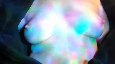 mountainbeauty online show from October 2025 09:47:01 PM