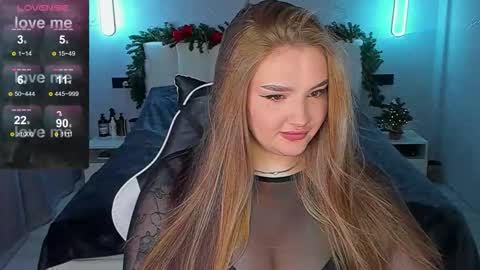 Carolina online show from December 2025 01:53:01 PM