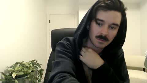 moustachematt online show from May 2026 03:57:01 AM