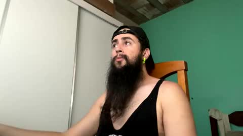 Snapshot of mouthonnipples chatting on February 2025 07:10:02 PM BeardBator online show from February 2025 07:10:02 PM