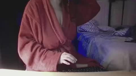 moxxxieg online show from March 2026 11:36:02 AM