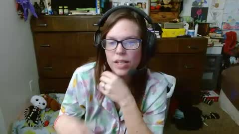 Mr and Mrs Dragon online show from January 2025 05:45:02 PM