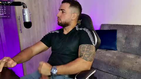 Snapshot of mr_david_cox chatting on February 2025 12:51:02 AM David online show from February 2025 12:51:02 AM