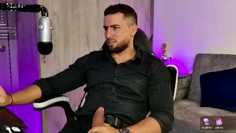 Snapshot of mr_david_cox chatting on February 2025 03:47:02 AM David online show from February 2025 03:47:02 AM