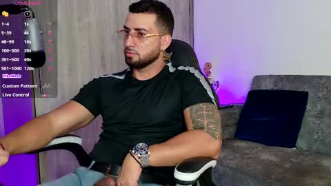 Snapshot of mr_david_cox chatting on March 2025 12:23:02 PM David online show from March 2025 12:23:02 PM