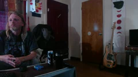 mr_happy12 online show from October 2025 09:04:02 PM