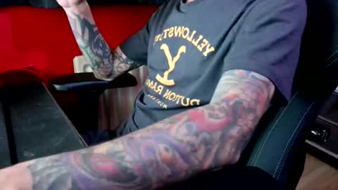 Snapshot of mr_hung_uk38 chatting on October 2025 10:16:01 PM mr_hung_uk38 online show from October 2025 10:16:01 PM