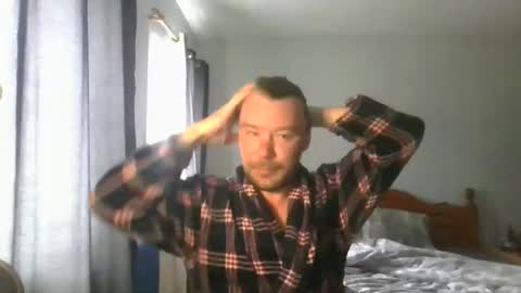 mr_i_ online show from May 2026 06:07:02 AM