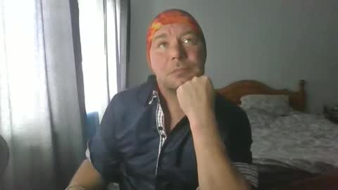 mr_i_ online show from May 2026 02:45:01 PM