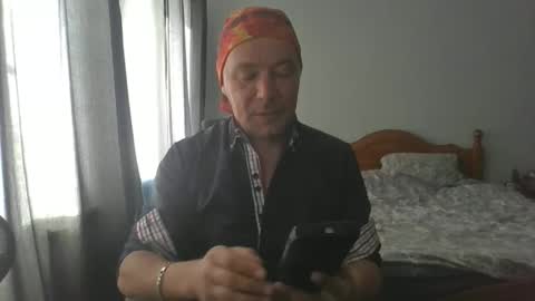 mr_i_ online show from May 2026 04:04:02 PM