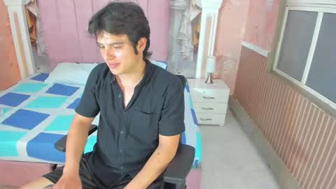 Charlie and Salo online show from December 2025 08:27:01 PM