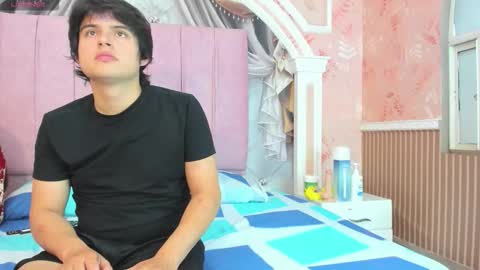 Charlie and Salo online show from January 2026 08:43:02 PM