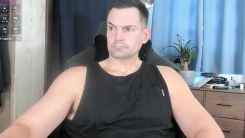 Cam online show from February 2026 07:56:02 PM
