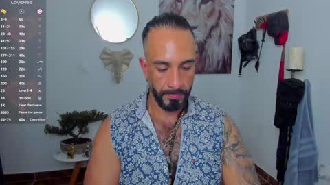 Snapshot of mr_maik22 chatting on January 2025 03:35:02 PM mr_maik22 online show from January 2025 03:35:02 PM