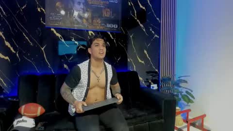 Snapshot of mr_maximo chatting on February 2026 03:46:01 AM mr_maximo online show from February 2026 03:46:01 AM