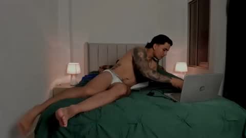 Snapshot of mr_maximo chatting on March 2026 04:14:01 AM mr_maximo online show from March 2026 04:14:01 AM