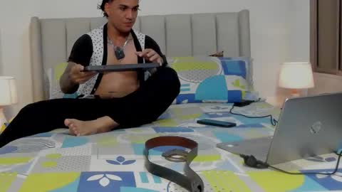 Snapshot of mr_maximo chatting on March 2026 05:24:01 AM mr_maximo online show from March 2026 05:24:01 AM