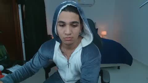 mr_maximo online show from June 2026 04:47:01 AM