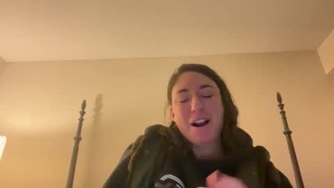 Mr  Mrs Glitter online show from February 2026 12:25:01 AM