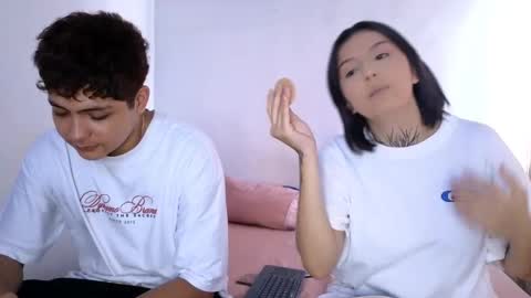 Daniel and Sara online show from February 2026 07:20:01 PM