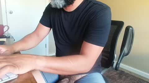 Snapshot of mr_rabbit77 chatting on May 2026 07:34:02 PM Rabbit online show from May 2026 07:34:02 PM