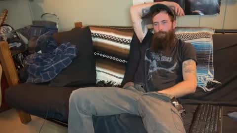 Snapshot of mr_valdor chatting on December 2024 09:09:01 PM Valdor online show from December 2024 09:09:01 PM