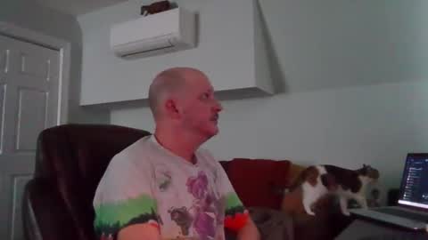 MrMcCray online show from April 2026 05:14:01 PM