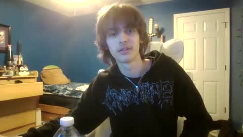 Snapshot of mratheman chatting on March 2025 12:28:02 AM Ant online show from March 2025 12:28:02 AM