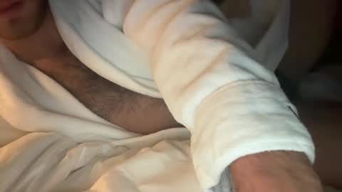 mrbear1122 online show from February 2026 02:06:01 PM