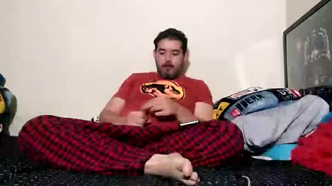 Snapshot of mrbearfreaky chatting on January 2025 03:02:01 AM MBF online show from January 2025 03:02:01 AM