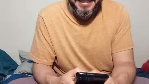 Snapshot of mrbearfreaky chatting on February 2026 08:13:01 AM MBF online show from February 2026 08:13:01 AM