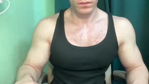 Snapshot of mrbiceps_23 chatting on December 2024 12:01:01 PM Mrbiceps23 online show from December 2024 12:01:01 PM
