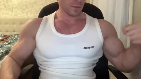 Snapshot of mrbiceps_23 chatting on January 2025 12:16:02 PM Mrbiceps23 online show from January 2025 12:16:02 PM