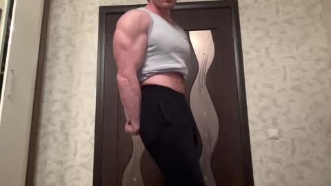 Snapshot of mrbiceps_23 chatting on January 2025 03:17:02 PM Mrbiceps23 online show from January 2025 03:17:02 PM