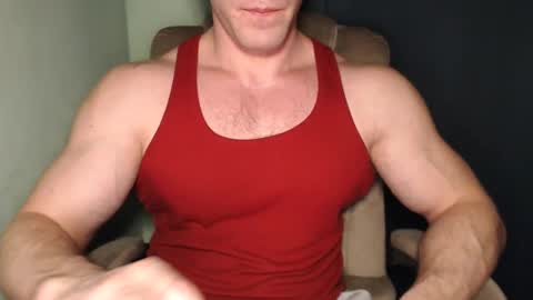 Snapshot of mrbiceps_23 chatting on February 2025 05:29:02 PM Mrbiceps23 online show from February 2025 05:29:02 PM