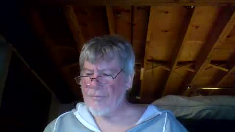 mrblade666 online show from December 2025 10:38:02 PM