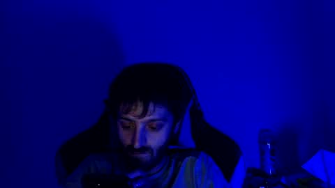 Snapshot of mrbone3333 chatting on July 2026 02:43:02 AM mrbone3333 online show from July 2026 02:43:02 AM