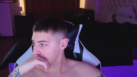 Mad online show from October 2025 08:27:05 AM