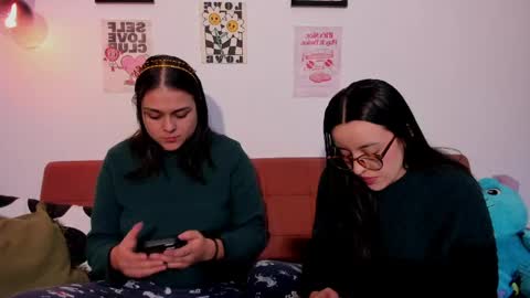 Laura online show from May 2026 11:10:02 PM