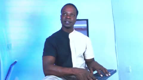 byron online show from November 2025 03:12:02 PM