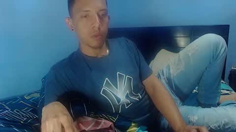 Christtofer online show from September 2025 04:34:02 PM