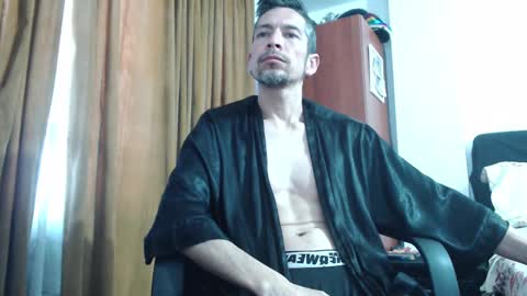 Snapshot of mrcock_col chatting on January 2025 11:43:01 AM mrcock_col online show from January 2025 11:43:01 AM